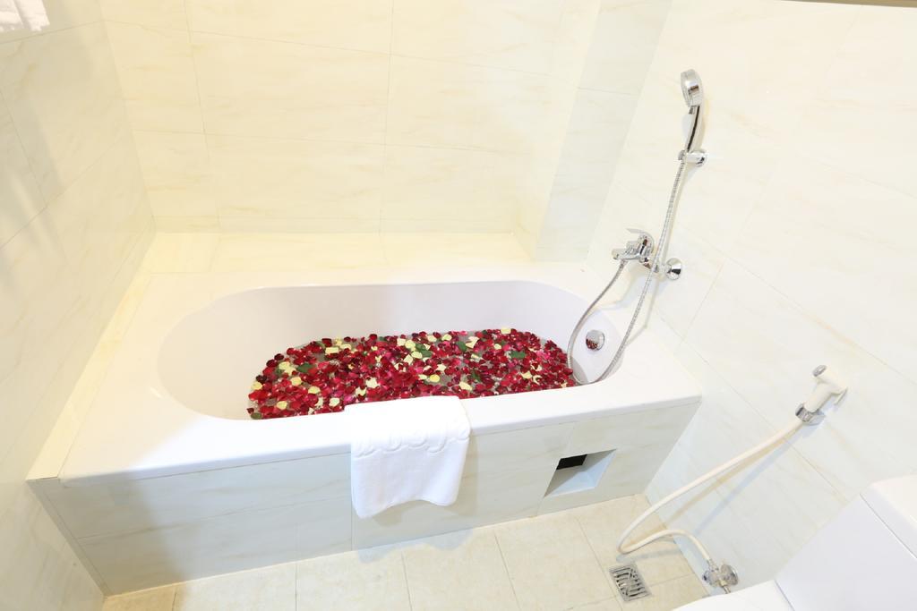 Hotel Royal King Rangun Zewnętrze zdjęcie